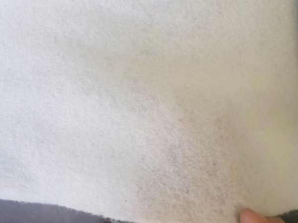 短絲土工布的優(yōu)勢是什么呢